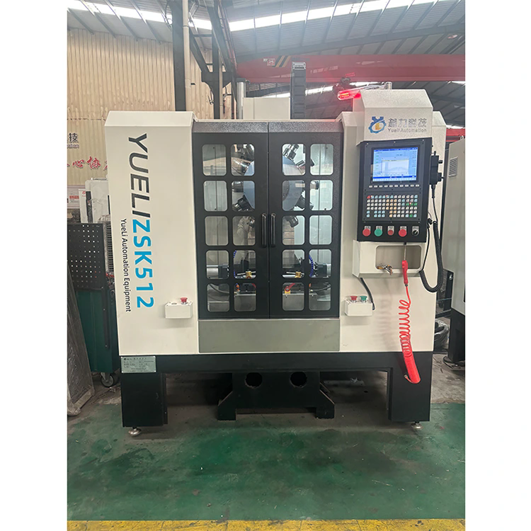 Quali sono i vantaggi dell'utilizzo di un centro di lavorazione CNC?