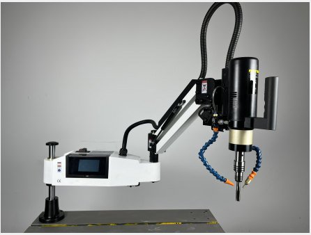 Maschiatrice per perforazione automatica